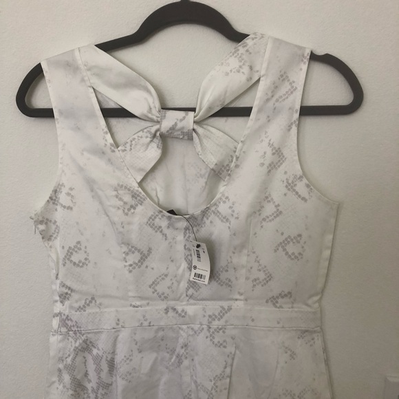 The Limited white dress. NWT size 8. - Picture 3 of 3